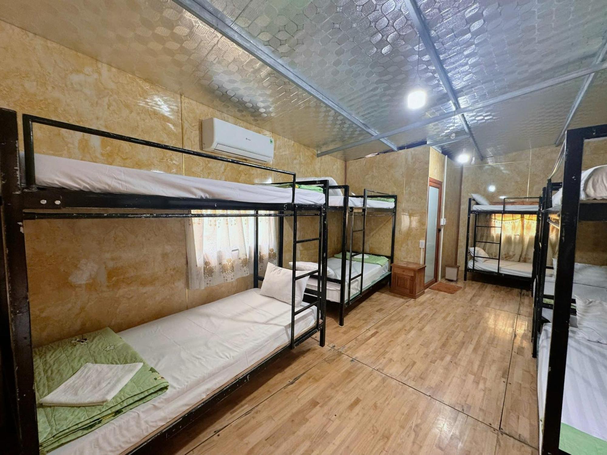 Central Hills Cat Ba Xuân Đám Phòng bức ảnh